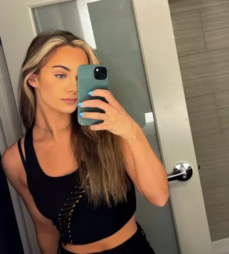 Image 1934086 from Anna Jay