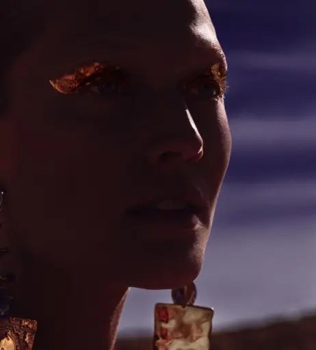 Image 1931753 from Toni Garrn