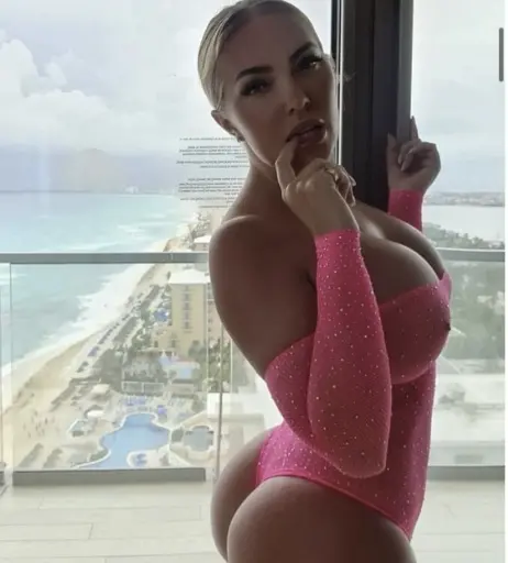 Image 1931723 from Aisleyne Horgan-Wallace