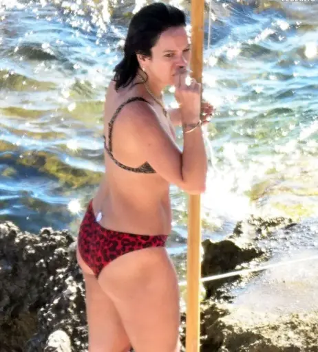 Image 1932351 from Lily Allen