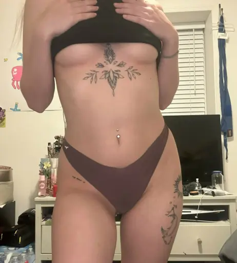 Image 19335129 from livyroselise