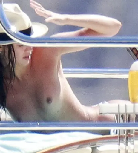 Image 1930897 from Sara Sampaio