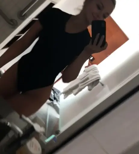 Image 1930836 from Dove Cameron