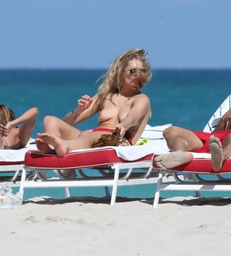 Image 1930927 from Toni Garrn