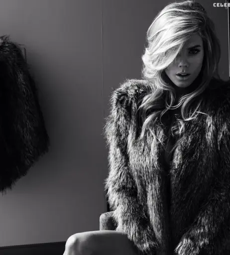 Image 1939919 from Charlotte McKinney