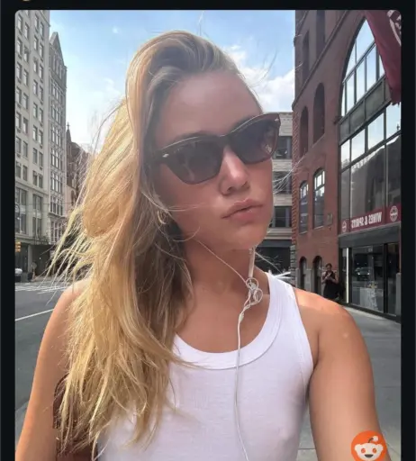 Image 1938915 from Olivia Ponton