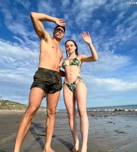 Image 1926445 from Joey King