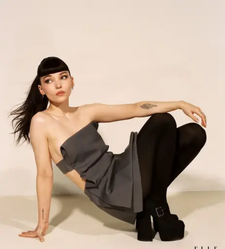 Image 1927450 from Dove Cameron