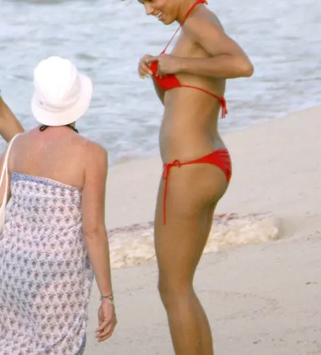 Image 1927669 from Adriana Lima