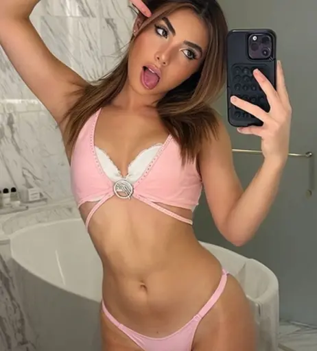 Image 1924563 from Andrea Botez