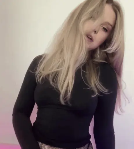 Image 1922177 from Lea Peach