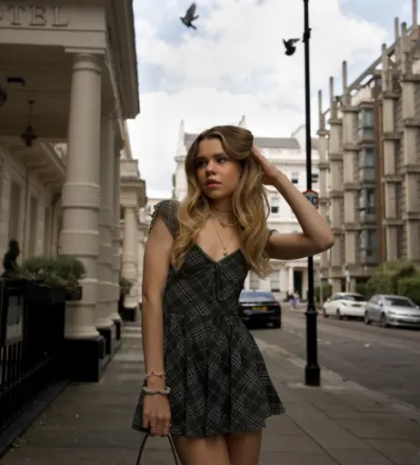 Image 1923865 from Lea Peach