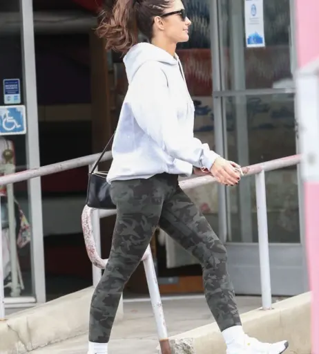 Image 1928121 from Minka Kelly