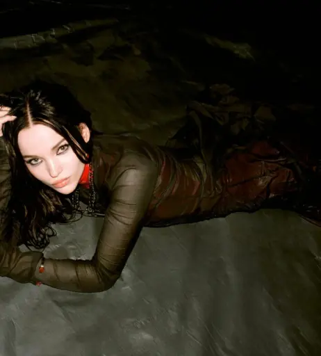 Image 1928387 from Dove Cameron