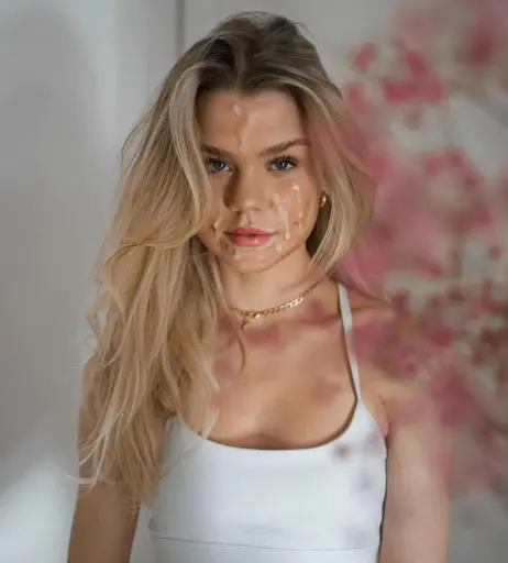 Image 1915989 from Lea Peach