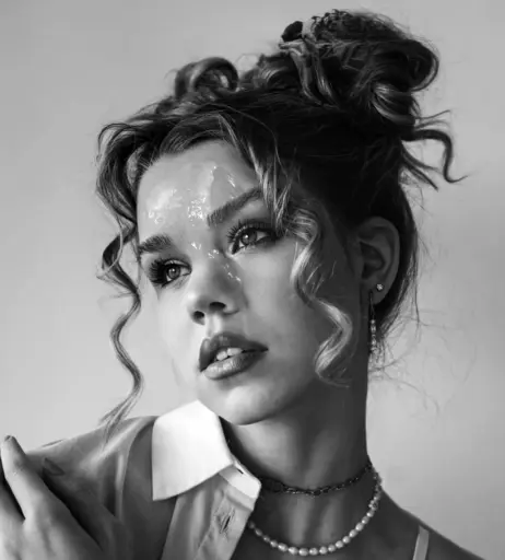 Image 1916854 from Lea Peach