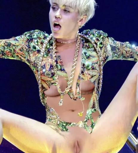 Image 1916638 from Miley Cyrus