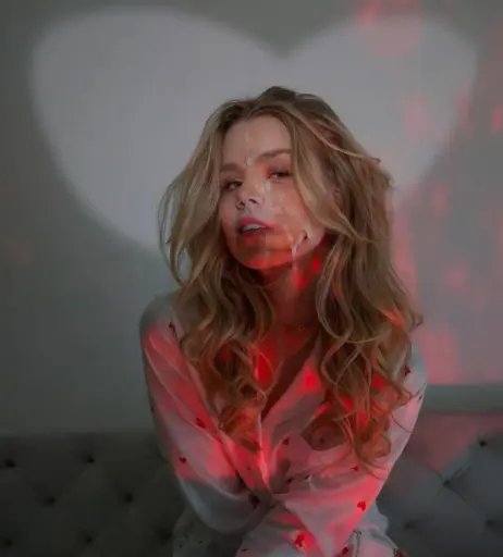 Image 1919213 from Lea Peach