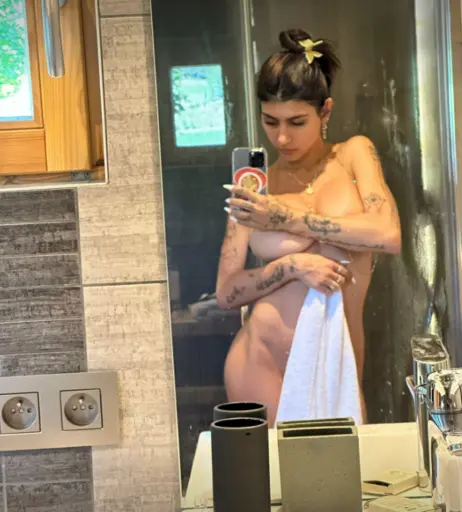 Image 1900171 from Mia Khalifa