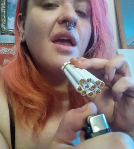 Image 14685314 from extremesmokingqueen