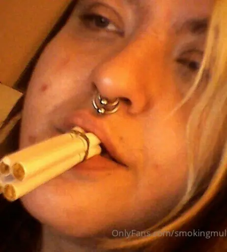 Image 14687713 from extremesmokingqueen
