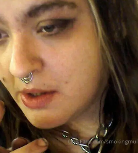 Image 14687608 from extremesmokingqueen