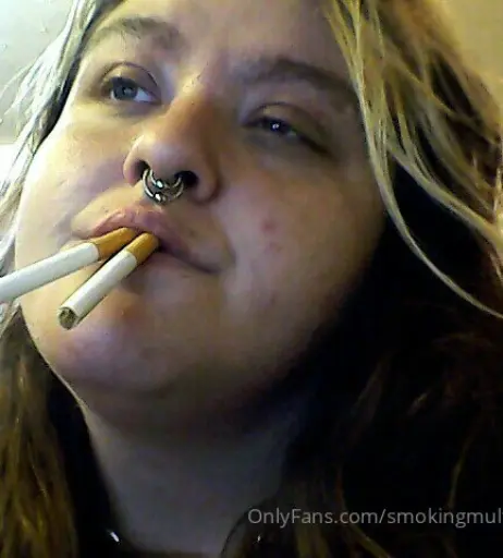 Image 14687229 from extremesmokingqueen