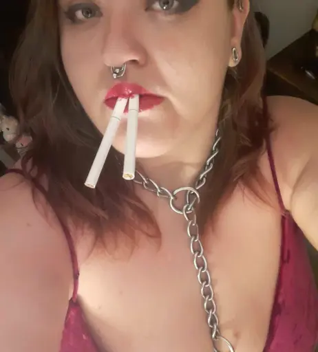 Image 14686746 from extremesmokingqueen