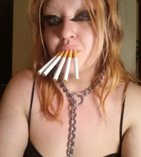 Image 14683941 from extremesmokingqueen