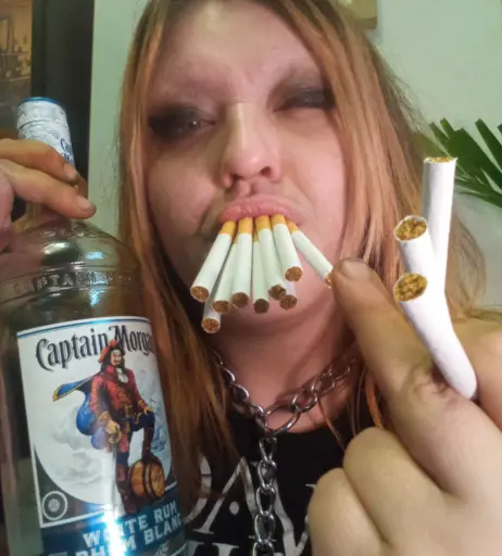 Image 14683869 from extremesmokingqueen