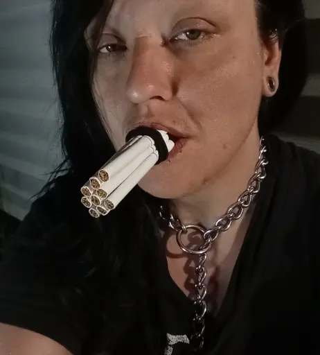 Image 14683525 from extremesmokingqueen