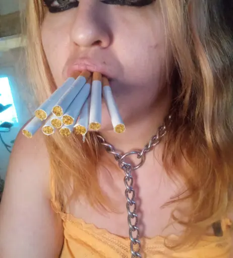 Image 14683529 from extremesmokingqueen