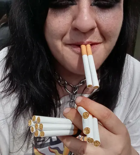 Image 14683423 from extremesmokingqueen