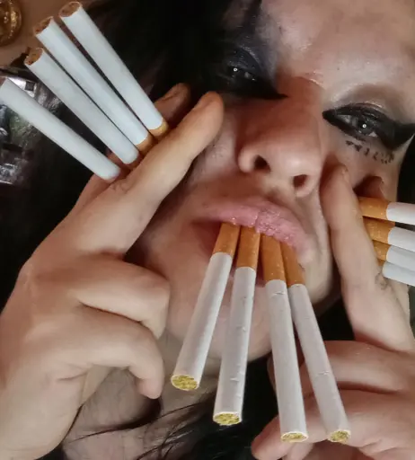 Image 14683456 from extremesmokingqueen