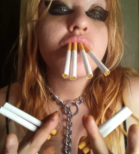 Image 14683764 from extremesmokingqueen