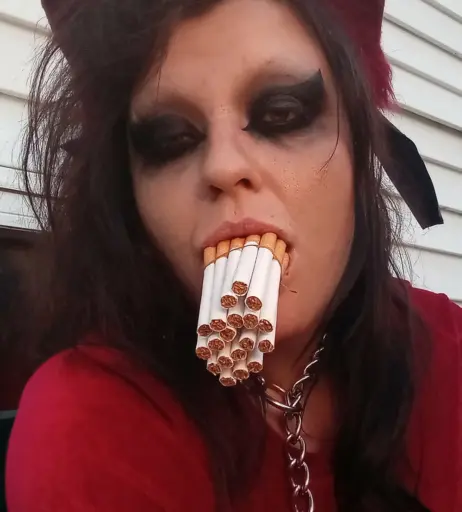Image 14682801 from extremesmokingqueen