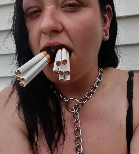 Image 14682843 from extremesmokingqueen