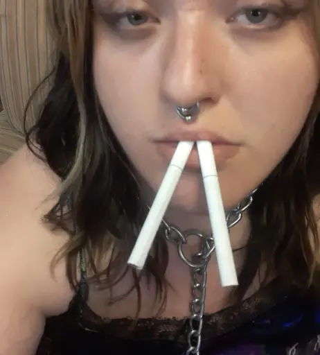 Image 14689511 from extremesmokingqueen