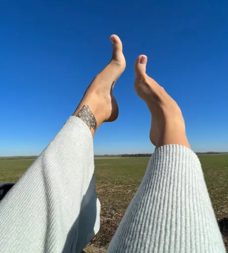 Image 14578933 from mariefrenchfeetgirlfree