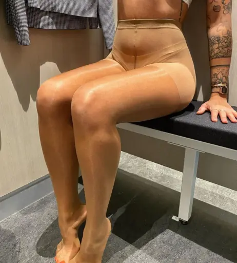 Image 14578973 from mariefrenchfeetgirlfree