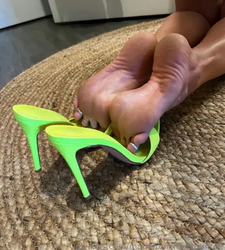 Image 14578363 from mariefrenchfeetgirlfree