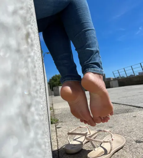 Image 14576826 from mariefrenchfeetgirlfree