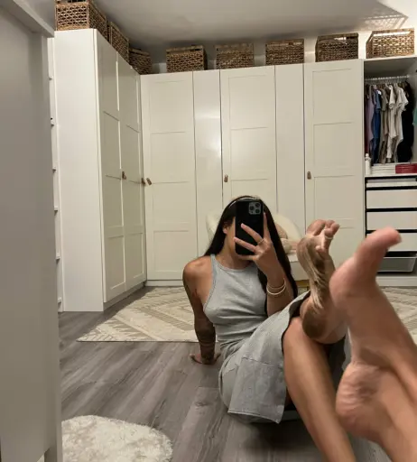 Image 14591180 from mariefrenchfeetgirlfree