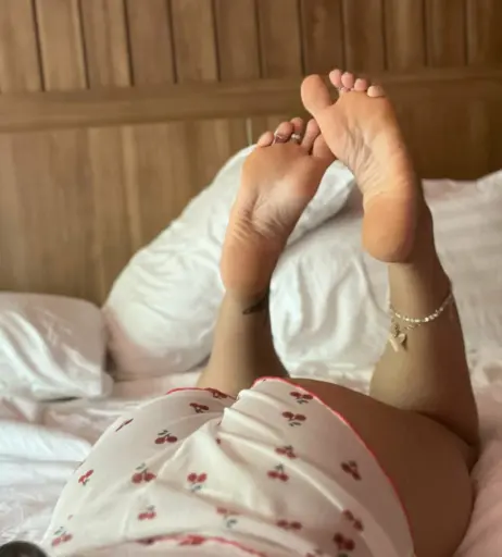 Image 14593412 from mariefrenchfeetgirlfree