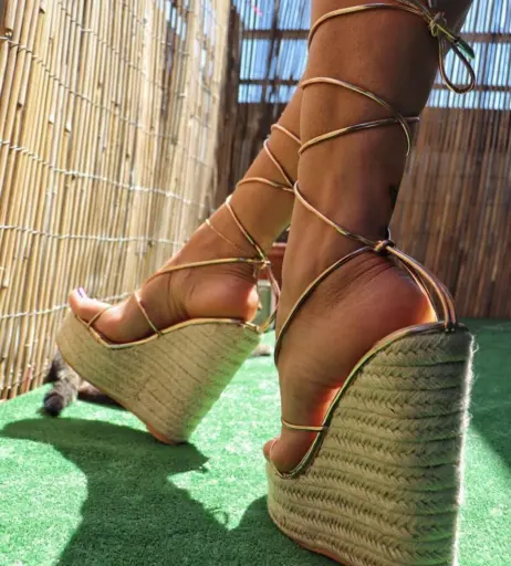 Image 14585673 from mariefrenchfeetgirlfree