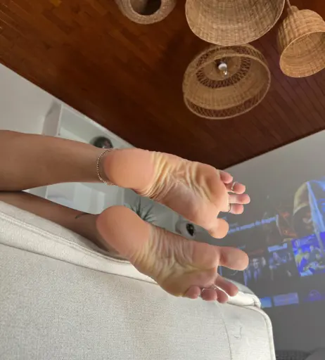 Image 14589373 from mariefrenchfeetgirlfree