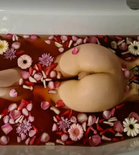 Image 1592328 from __maskentraegerin