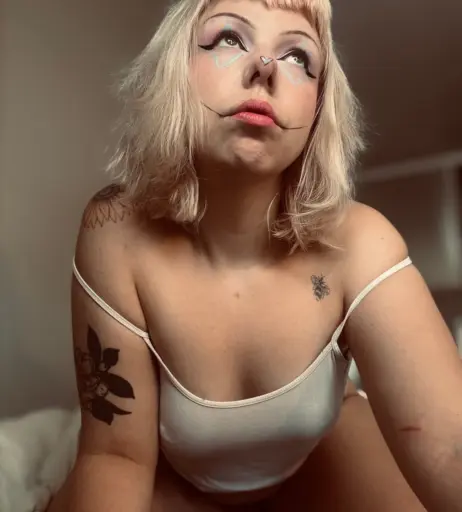 Image 15566735 from hardlysinns