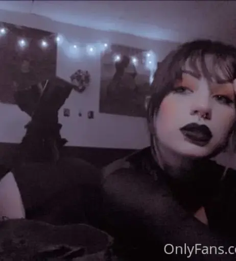 Image 15392500 from goth-babe-free