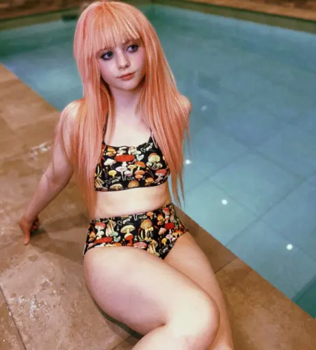Image 1643973 from Lei from Id0lls